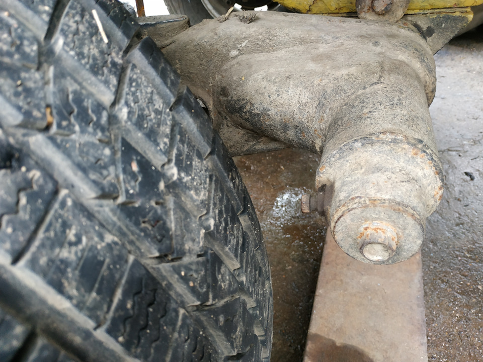 Двигун 1,6td, та шини 235/75R15 5