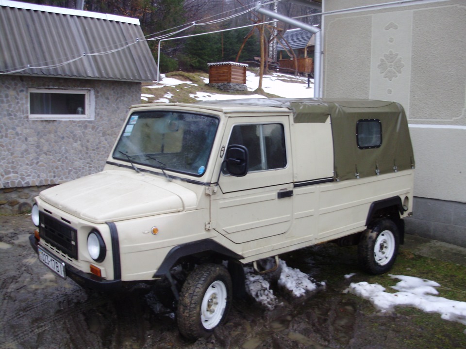 Несподіванка у селищі 4