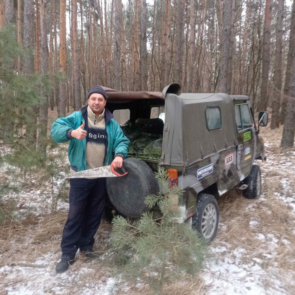 За новорічними аксесуарами 2