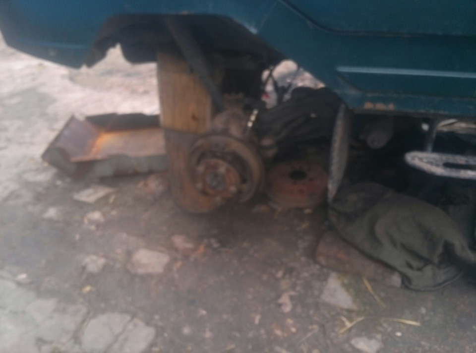 Тормозні шланги, гальма по колу 4