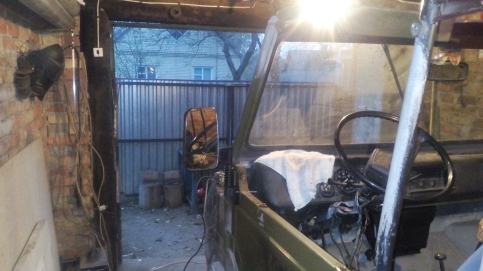 Дзеркала 5