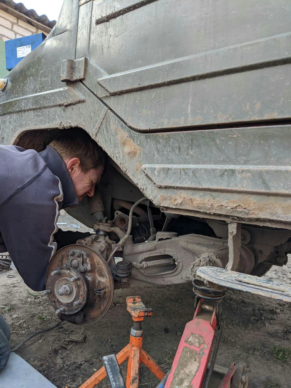 З шкворнями домовився