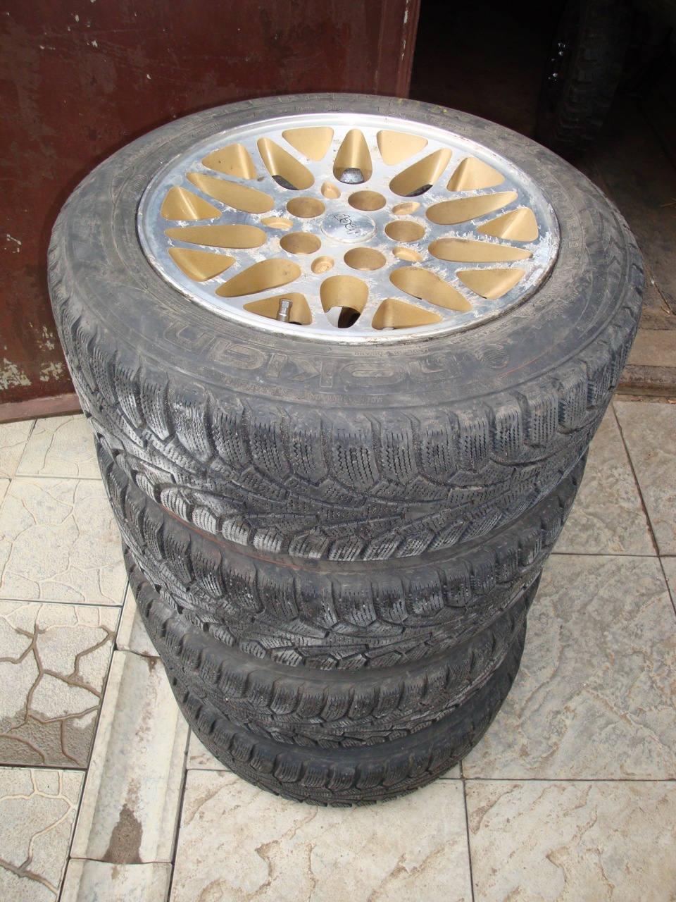 Змінив гуму. 1