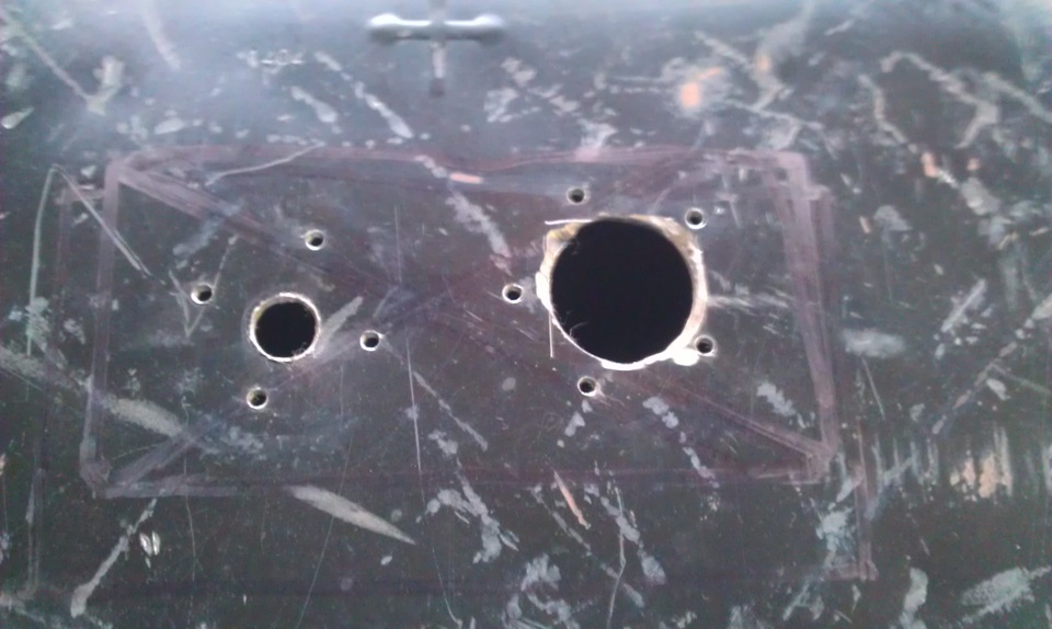 HEAVY METAL ARMOUR-PIERCING FUEL TANK 3