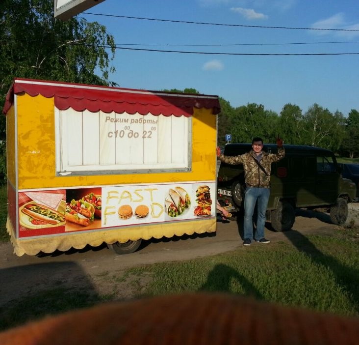 ЛуАЗ vs кіоск Шаурма 3