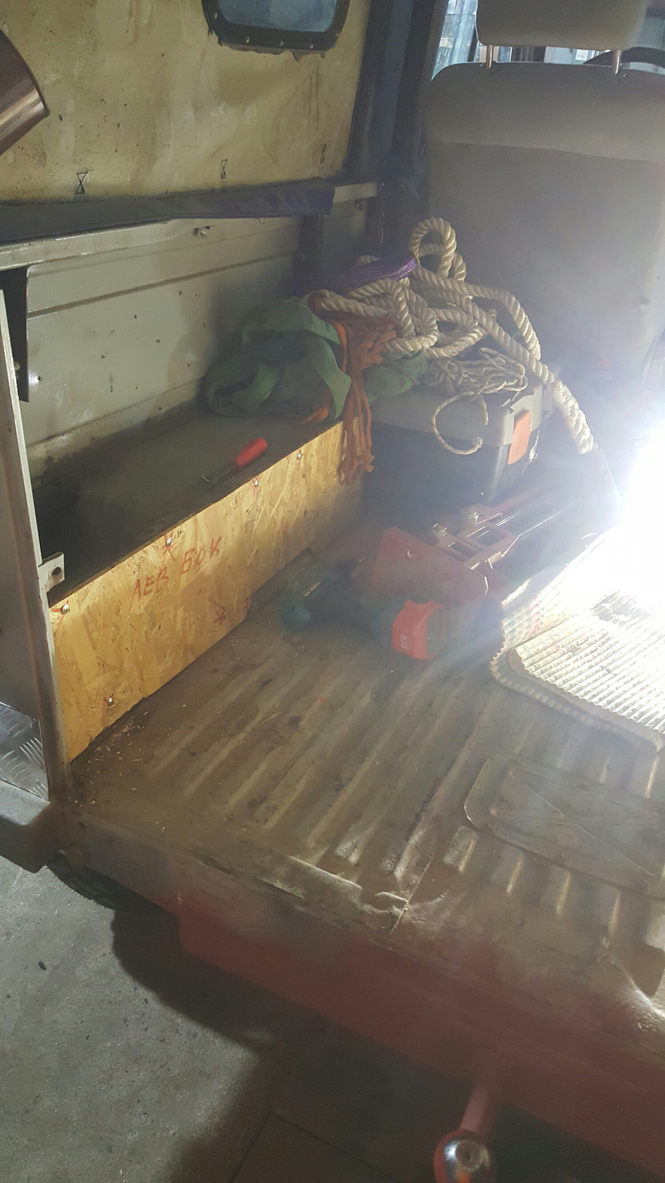 Салон, рундуки, ПОНЕСЛАСЬ🛠🛠 3