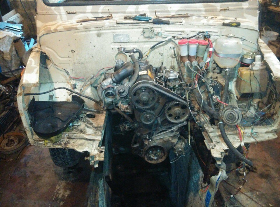 Двигун VolksWagen Golf 1.6 TD 1