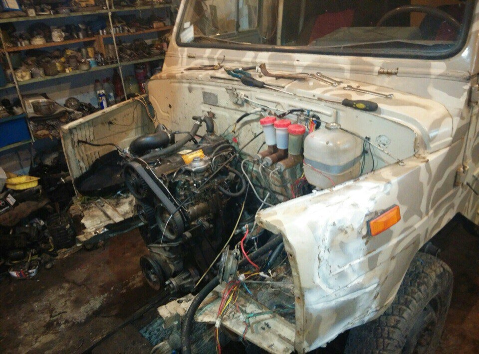 Двигун VolksWagen Golf 1.6 TD 2