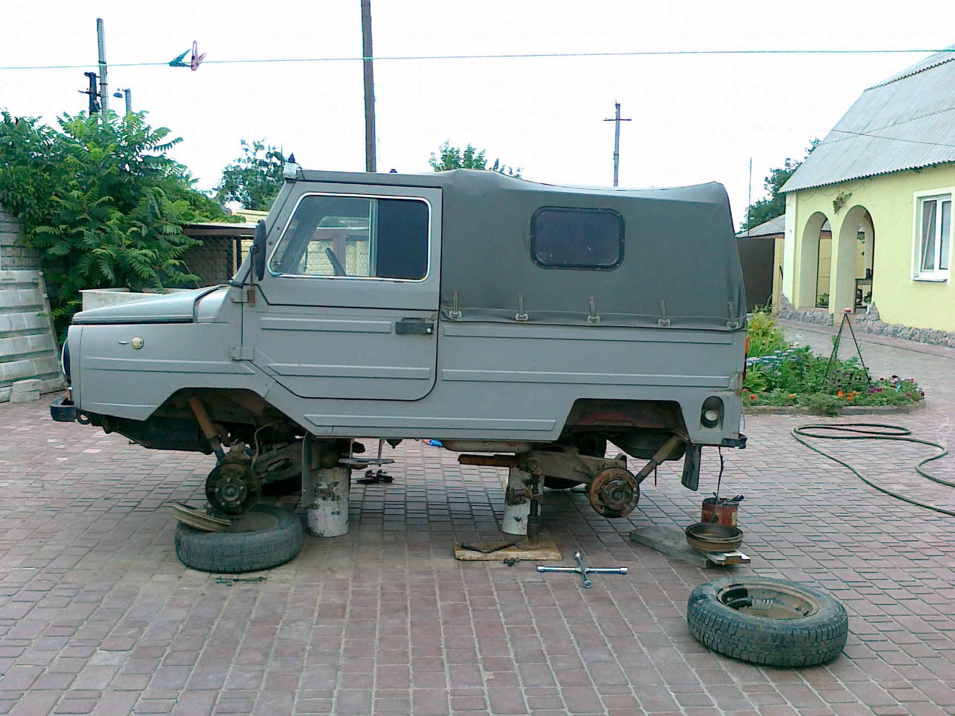 Передні трмоза. І маленька поломка. 2