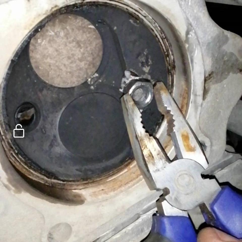 Гайка в камері згоряння((( 2