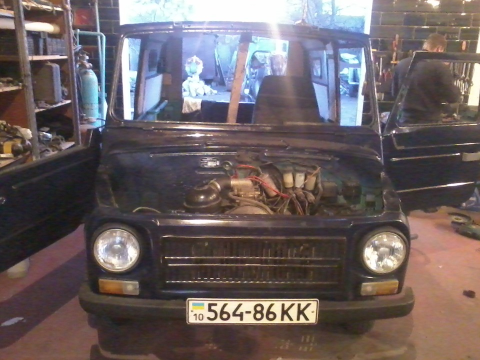 почав збірку 2