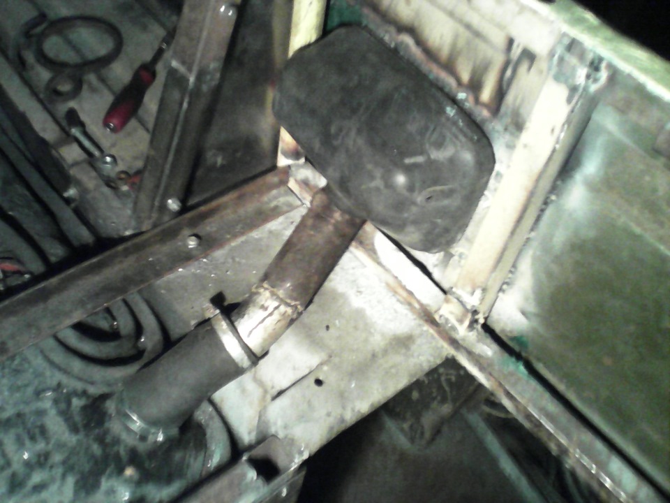 Оформляємо горловину 1