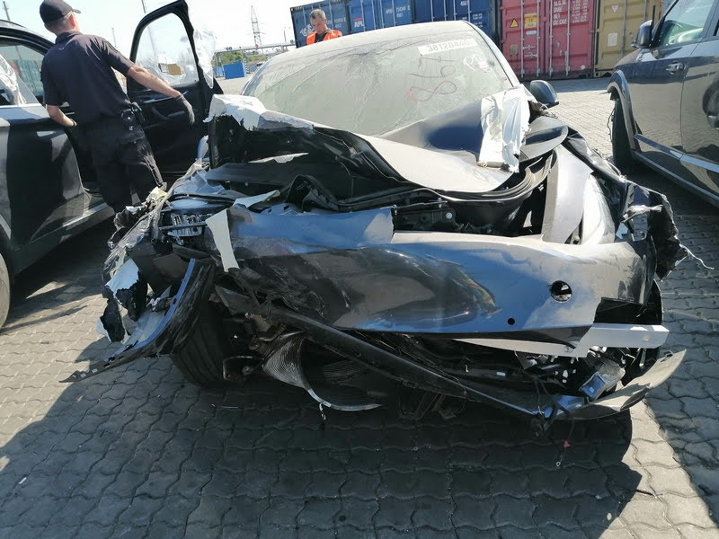 #14 Накупив пласмасок на мордочку. Новий проект Tesla-Шмяка-Model-3 2