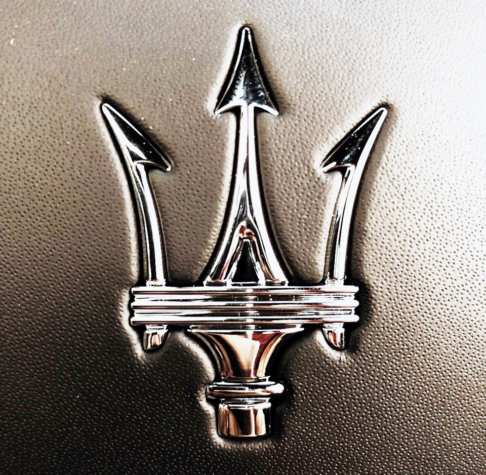 Меблевий бутік 5