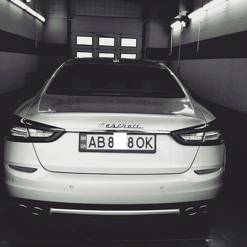 Запис #44 White - black 5