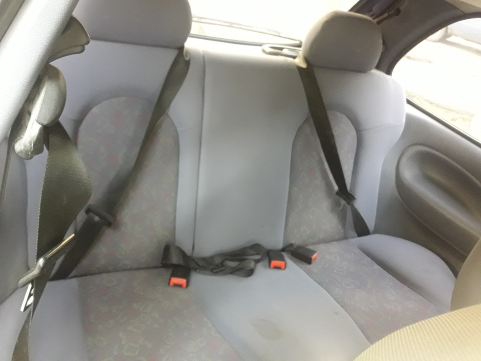 Відгук про Mazda 121 1996 1.3 4