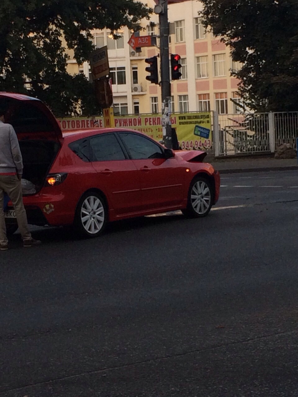 припаркувався в маленьку ібіцу)) 3