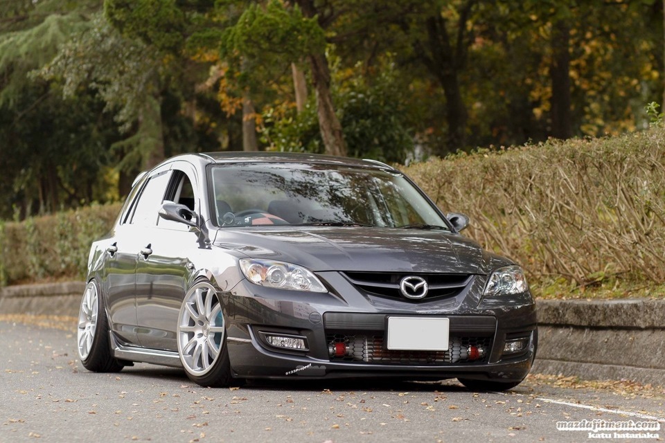Mazda 3 4