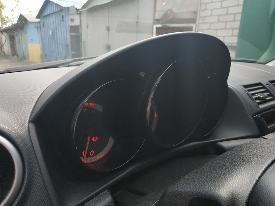 Продовжуємо експерименти з piano black, або робити не було чого 1