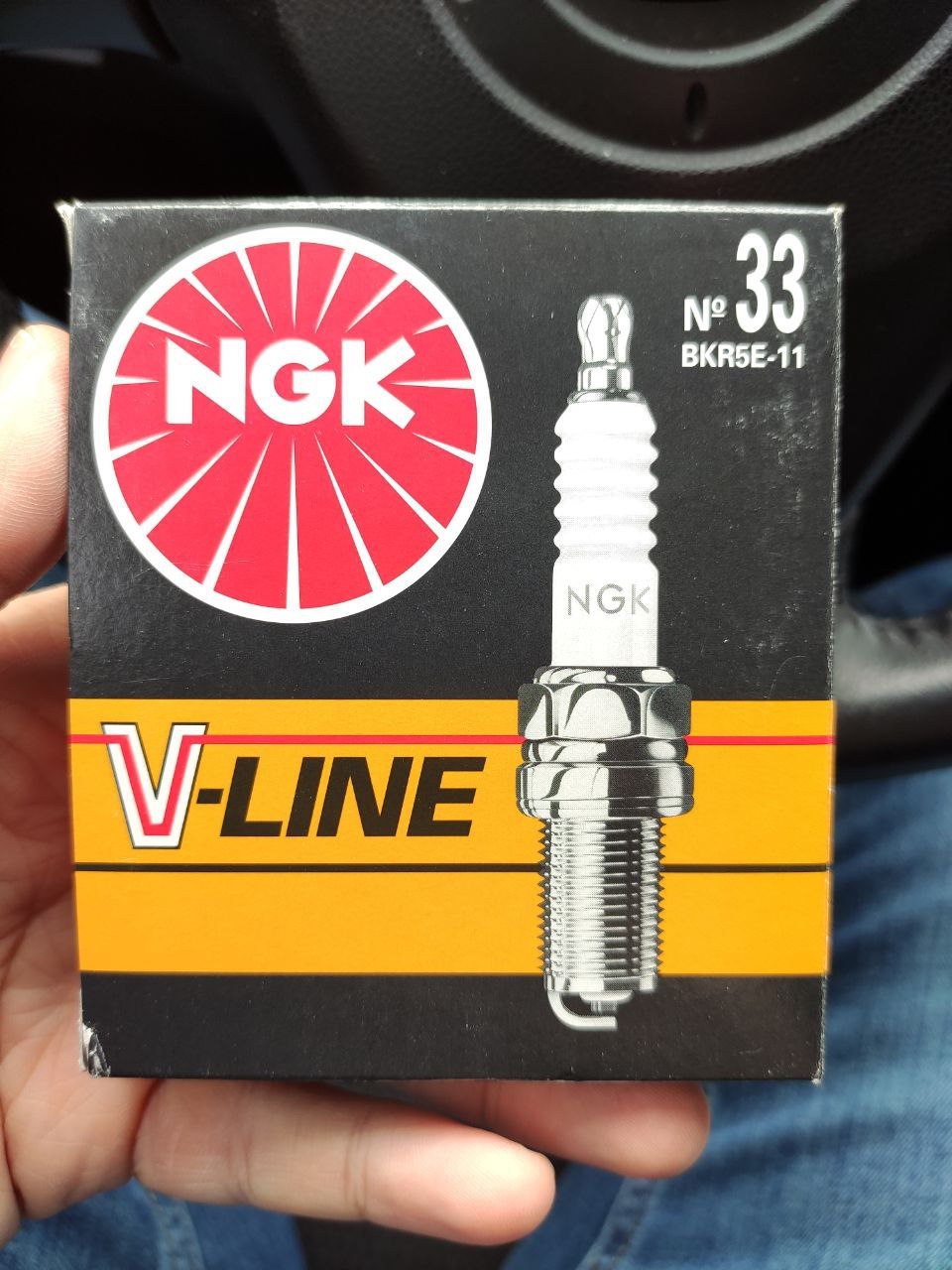 Свічки NGK та гальмівні колодки SANGSIN. 3