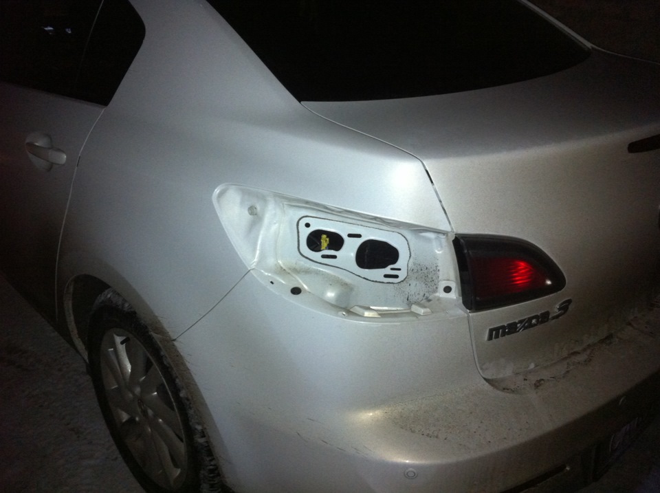 Запітніли задні ліхтарі mazda 3 touring + 1