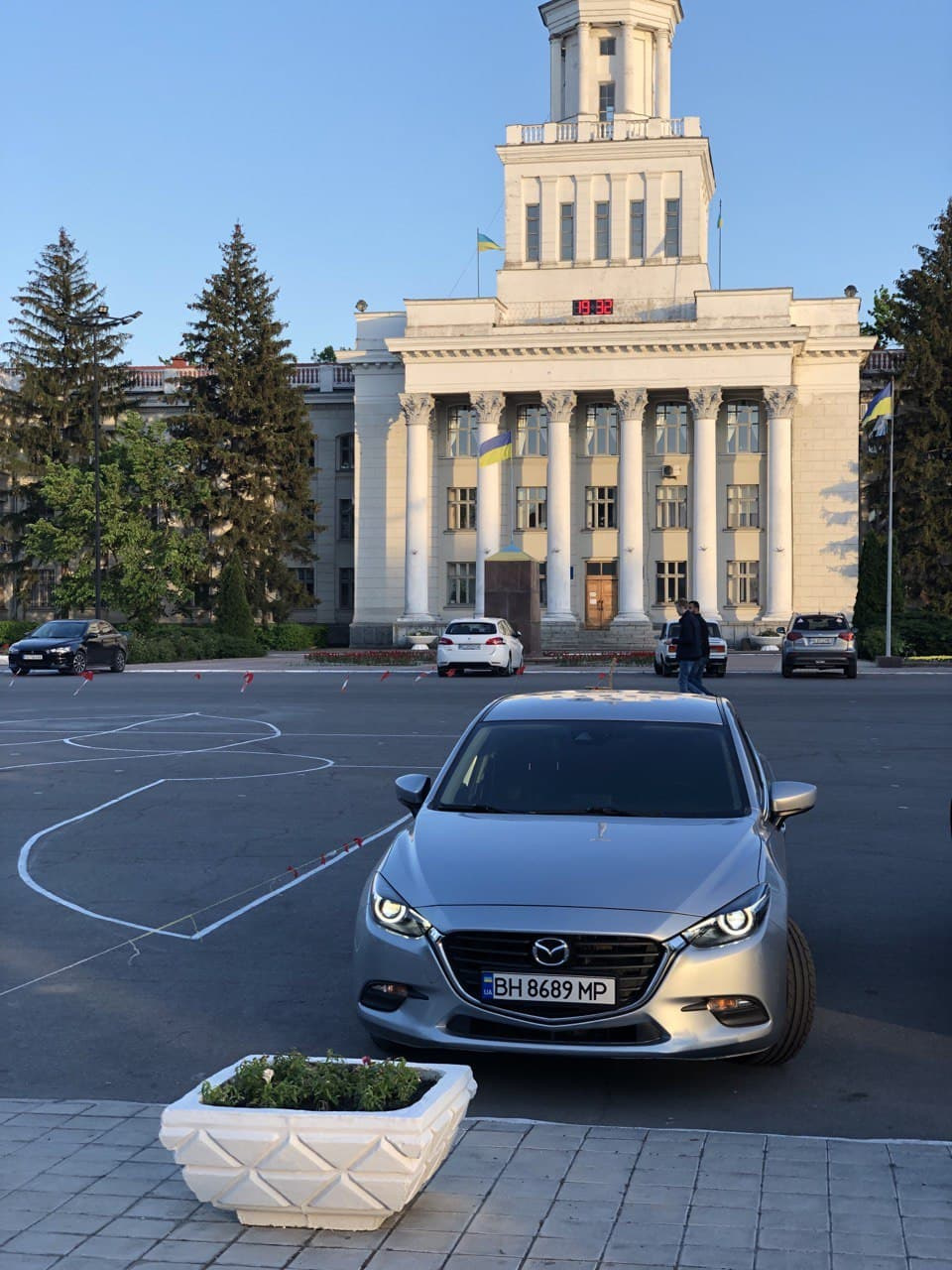 Яскравіше і красивіше! Як я змінював свої галогенові фари. 3