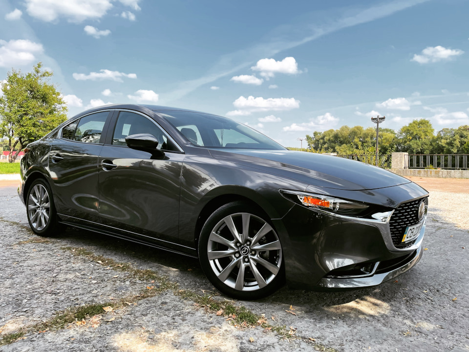 Встановлення подіуму держ. номера Mazda 3 BP 3