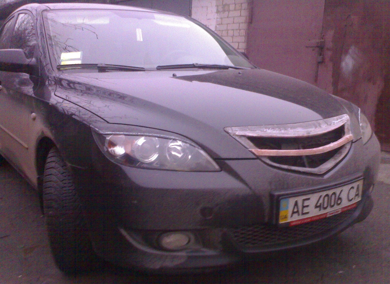 Shaved front grille, painting of hedlights, etc ... 1