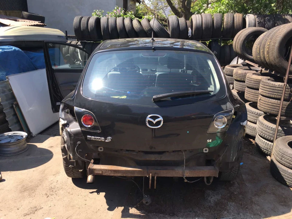 Заміна заднього бампера та задніх ліхтарів mazda 3
