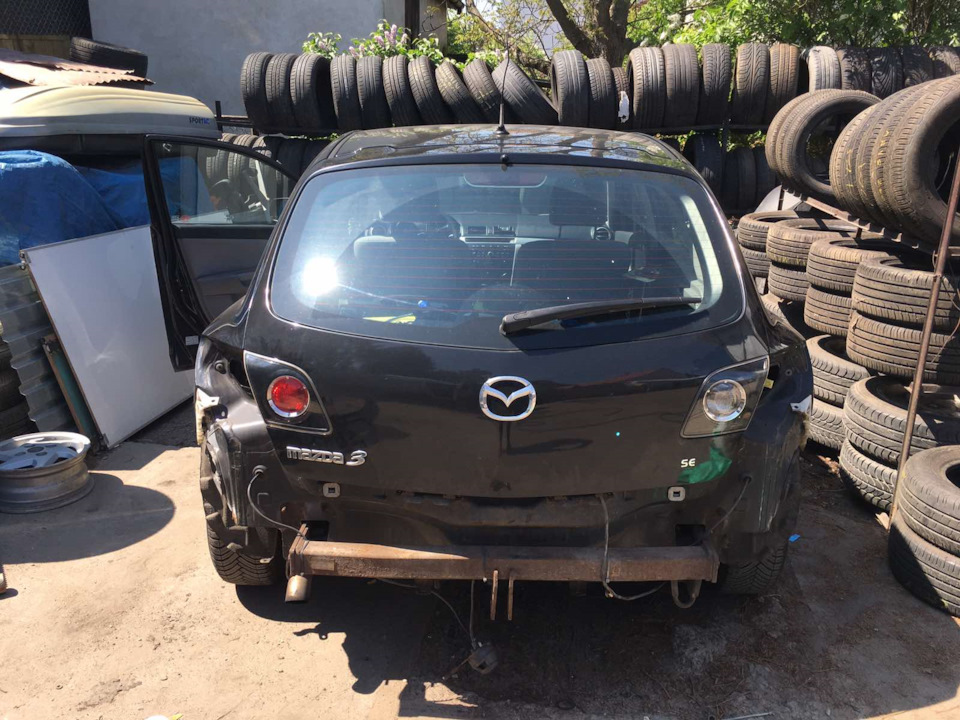 Заміна заднього бампера та задніх ліхтарів mazda 3 1