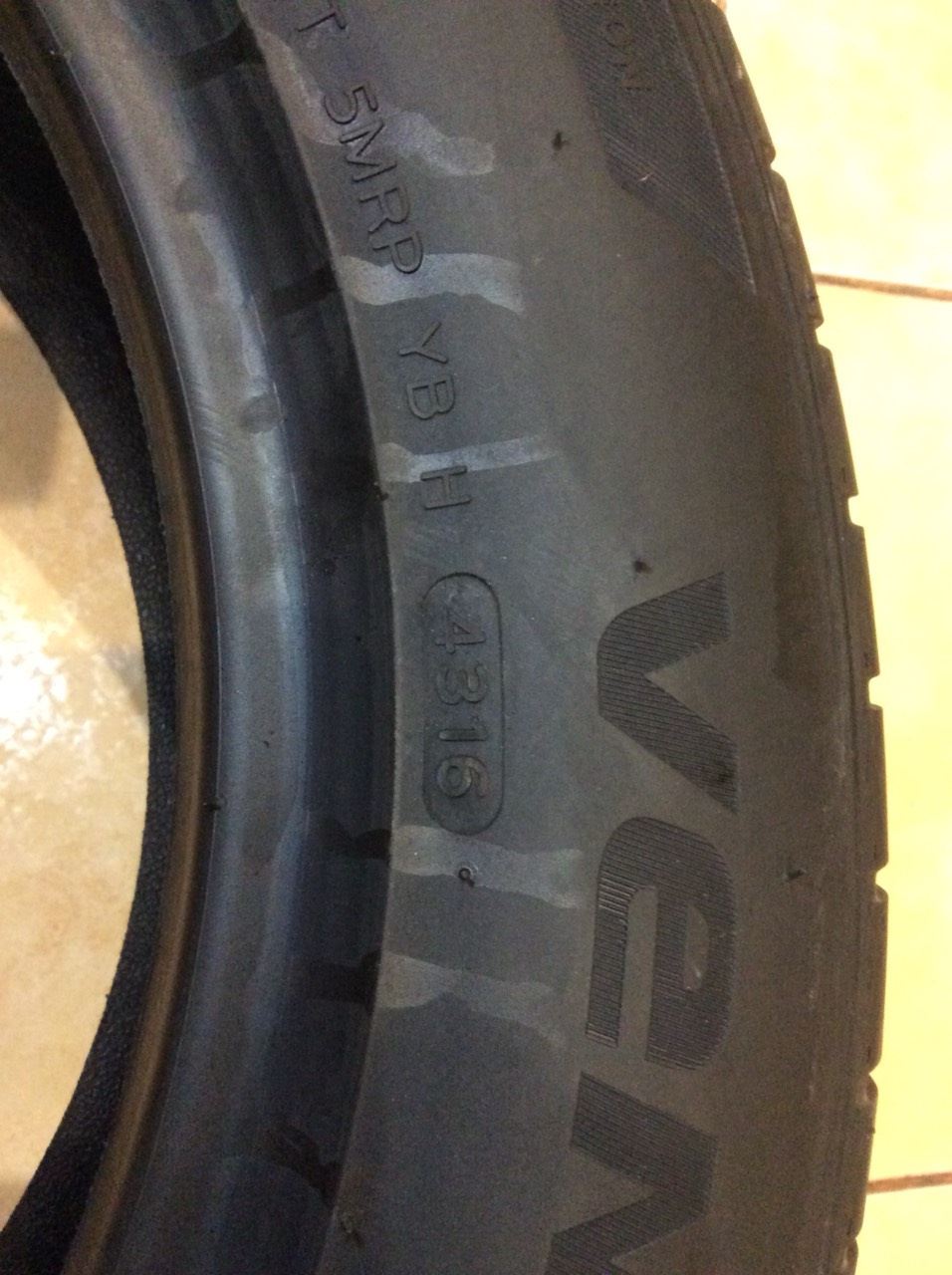 Вирішився з вибором літніх шин HANKOOK VENTUS V12 EVO2 K120 205/55 R16 94W 4