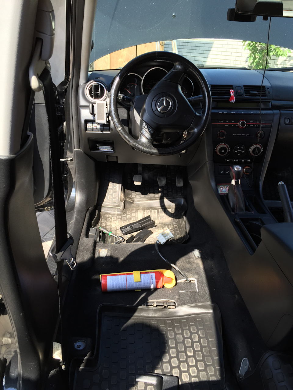 Чохли MW Brothers для Mazda 3 2