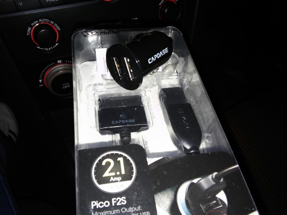 Додаткова USB зарядка в Mazda 3 1