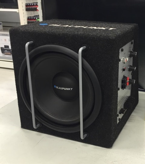 Короткий відгук про сабуфер Blaupunkt GTb 8200A 1