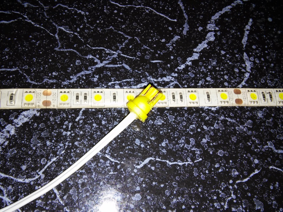 LED освітлення в багажник 1