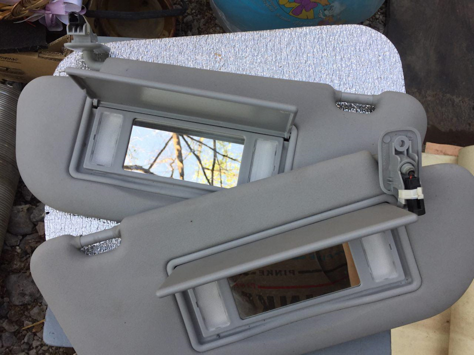 Продам козирки з підсвічуванням 1