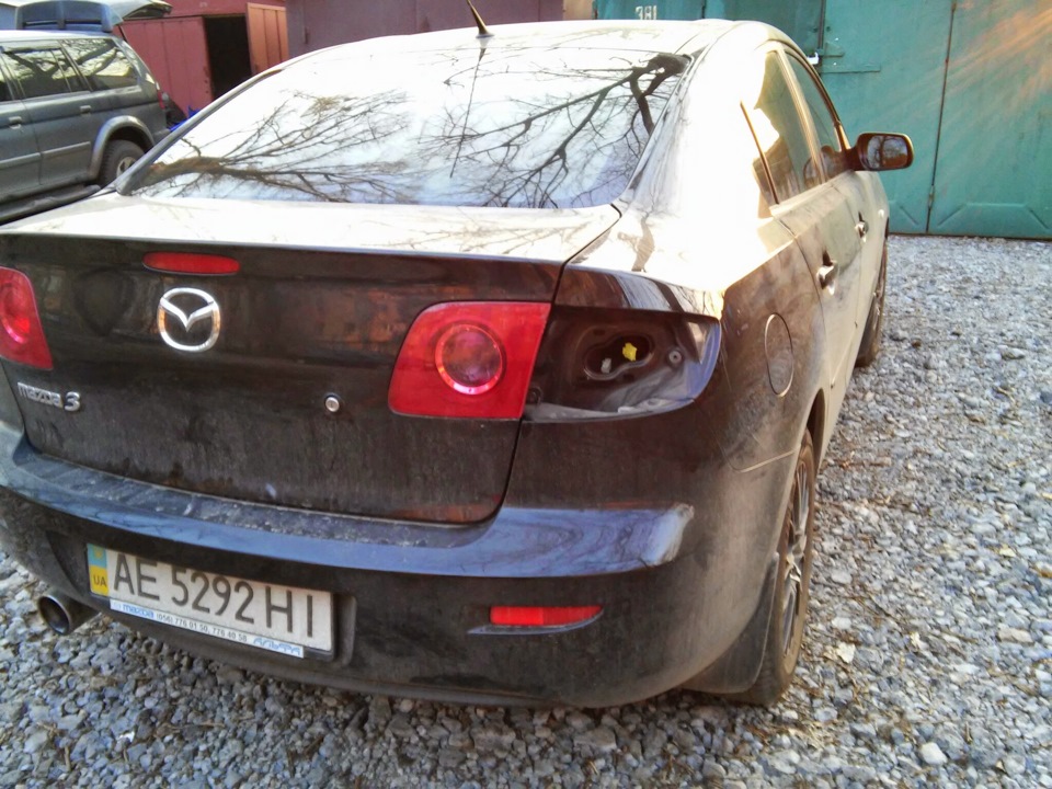 Запотівання задніх ліхтарів на Mazda 3 2