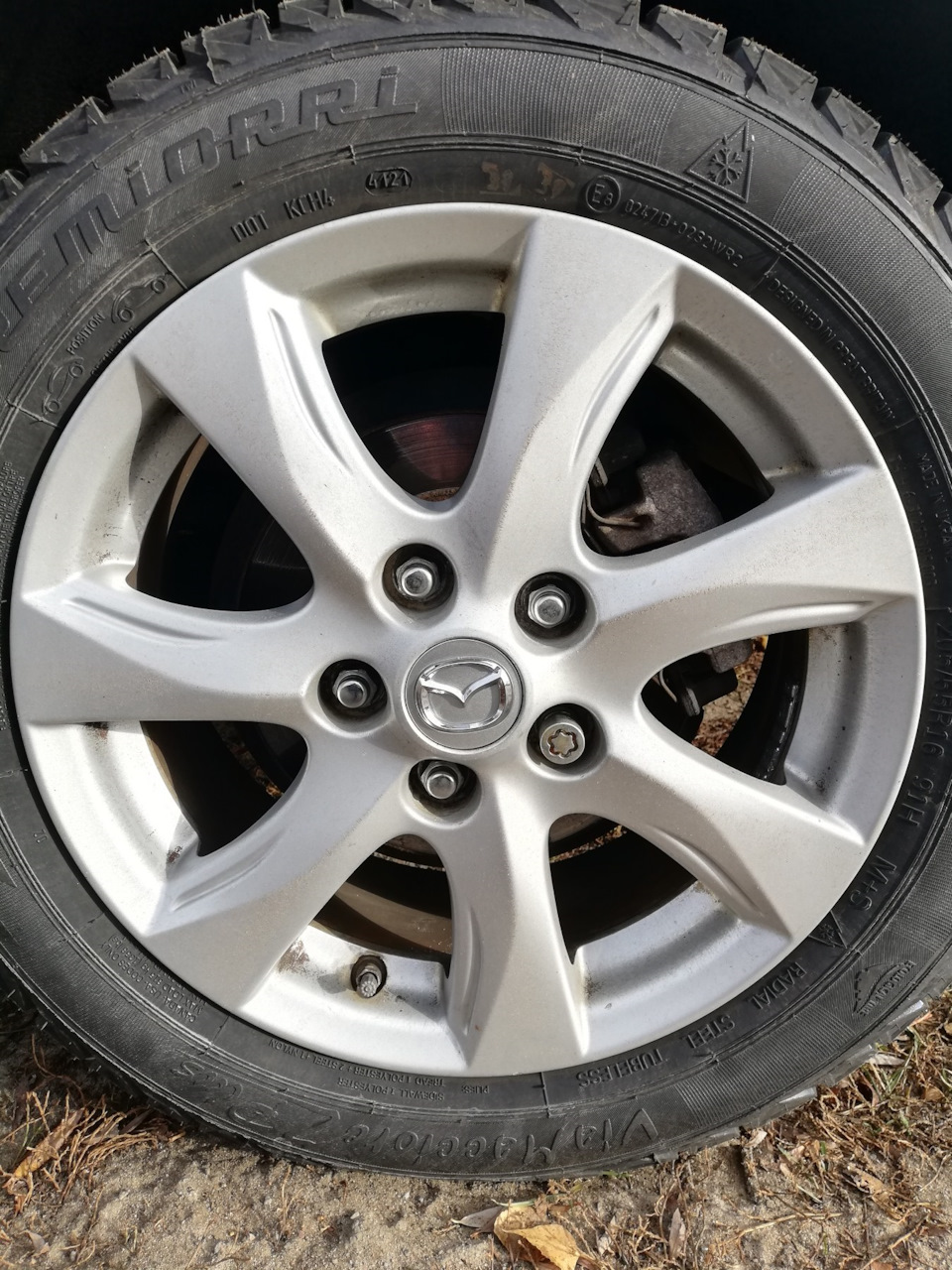 #5 Ковпачки литих дисків R16 Mazda3 BL 1