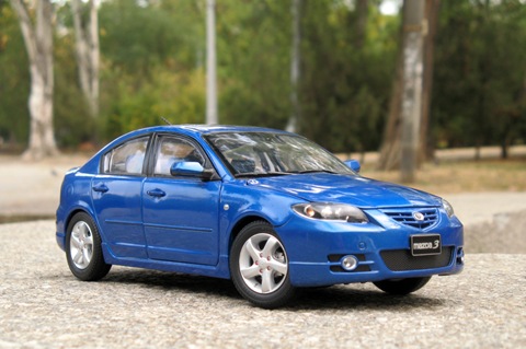 Іграшка Mazda3 4