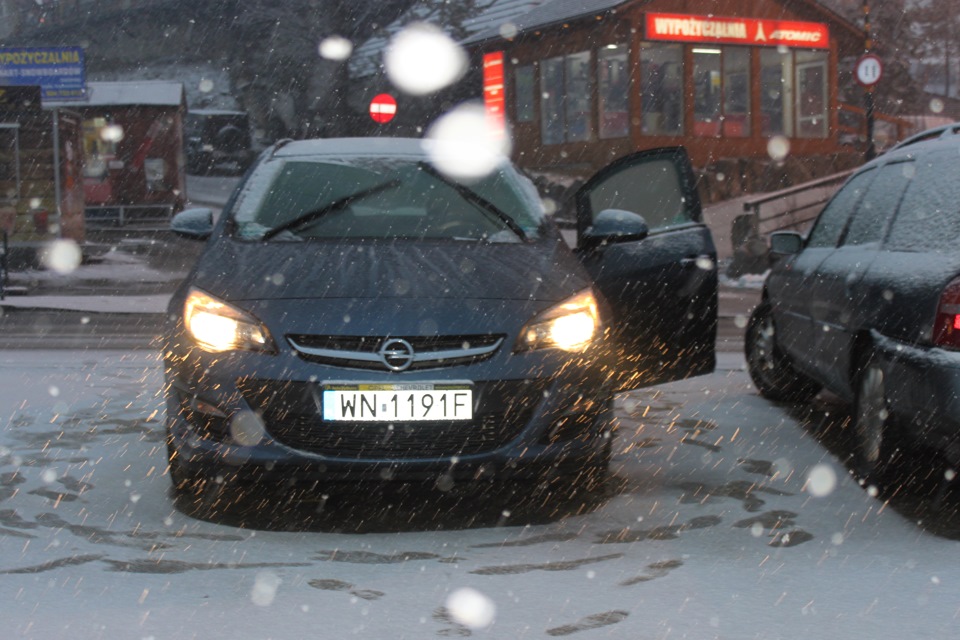 Польща Opel Astra універсал 4