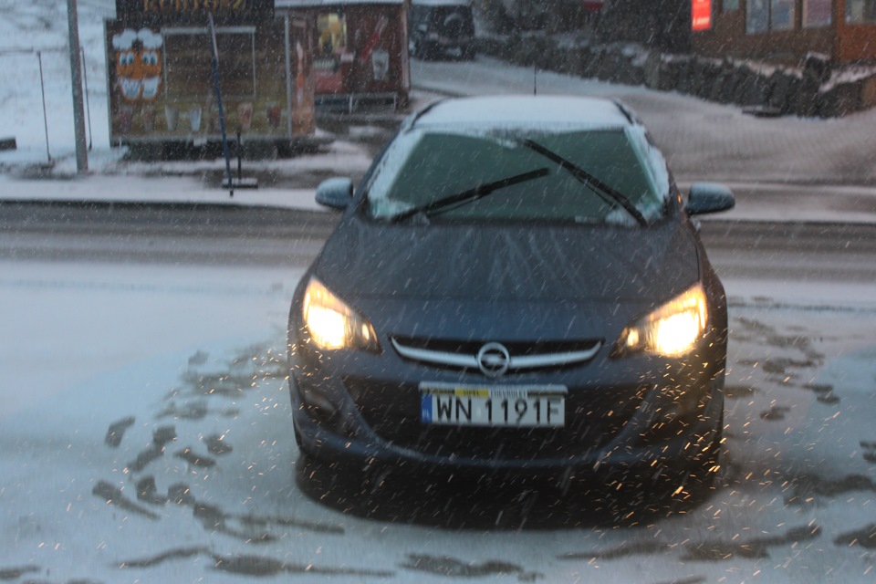 Польща Opel Astra універсал 3