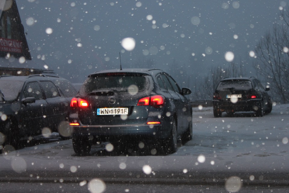 Польща Opel Astra універсал 5