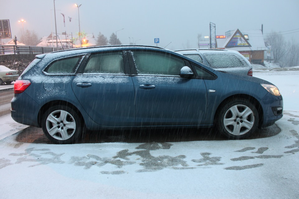 Польща Opel Astra універсал 1