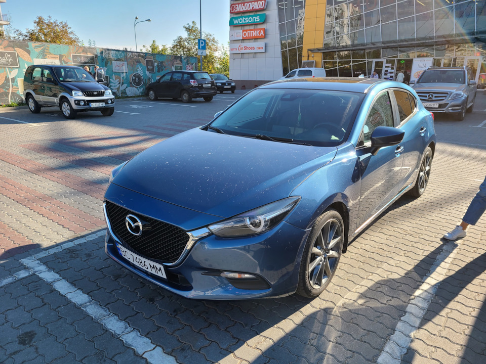 Пошук та купівля Mazda 3 2.5 Touring USA 1