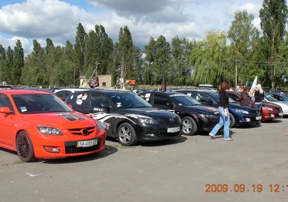 Мазда-зліт 2009