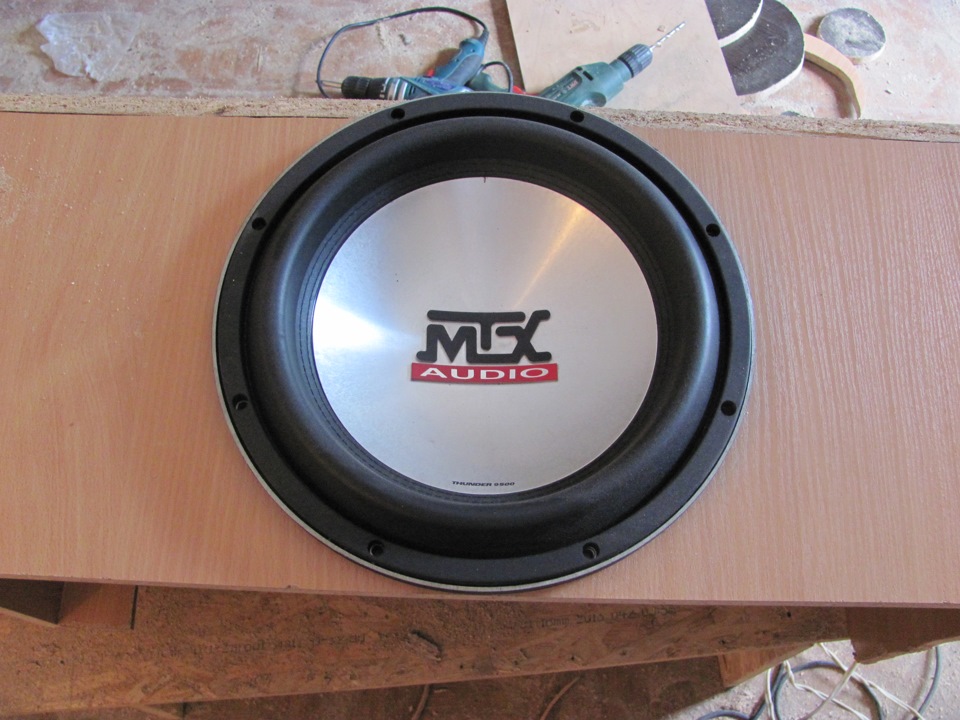 АВТОЗВУК: MTX 9512 + ЧВ 2