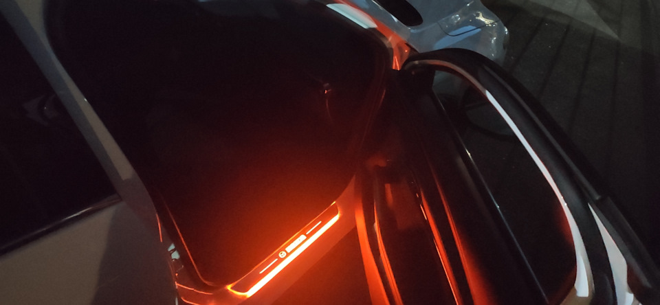 Пороги (накладки) LED 2