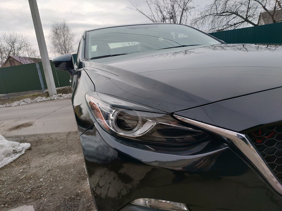 Вії на Mazda 3 BM 1