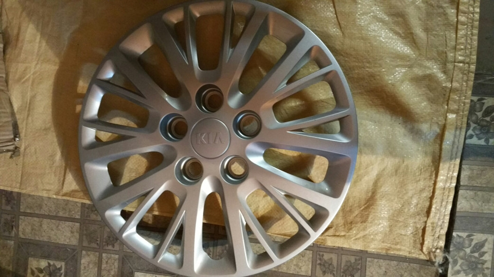 Ковпаки від kia 4