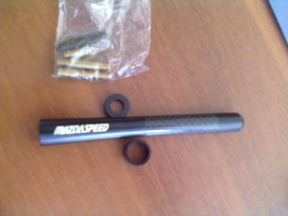 Коротка антена Mazdaspeed. 2